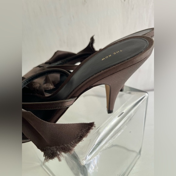 THE ROW Vika Sandals 39.5 - Picture 8 of 13